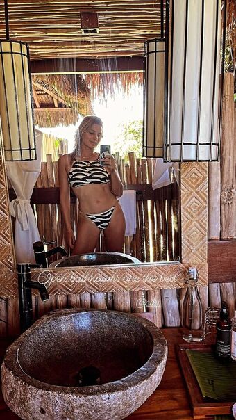 Maya Gabeira Nude Leaks OnlyFans Photo 5