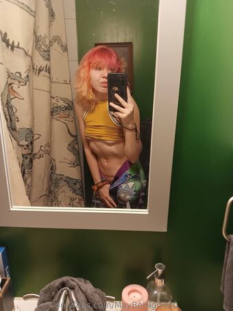 maybehigh420 Nude Leaks OnlyFans Photo 2