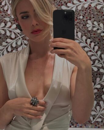 Melissa Roxburgh