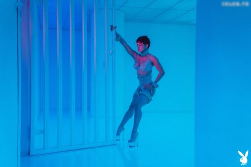 Mia Valentine / Mia V