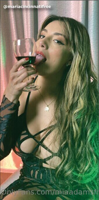 miaadamsfree Nude Leaks OnlyFans Photo 26