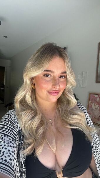 Micaela Metcalf Nude Leaks OnlyFans Photo 23