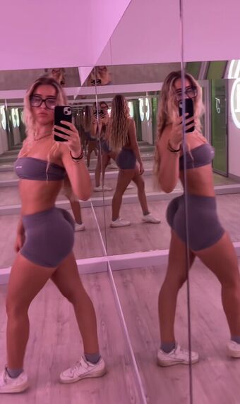 Michaela Schmidt Nude Leaks OnlyFans Photo 51