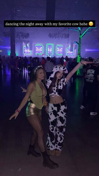 Mikaelachavezt Nude Leaks OnlyFans Photo 15