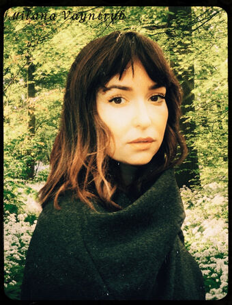 Milana Vayntrub