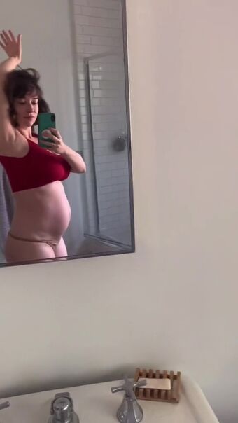 Milana Vayntrub Nude Leaks OnlyFans Photo 427