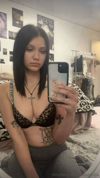 milavanilla / Cigarettekitten / Cigacat