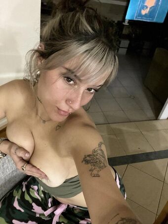 mileynotcirus Nude Leaks OnlyFans Photo 7