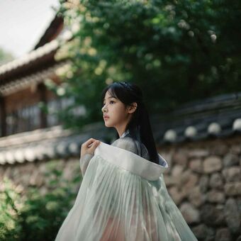 Minji