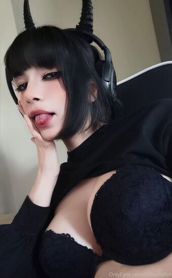 Misschalice Nude Leaks OnlyFans Photo 9