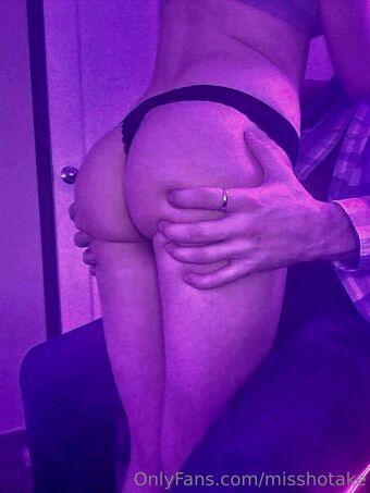 misshotake Nude Leaks OnlyFans Photo 15