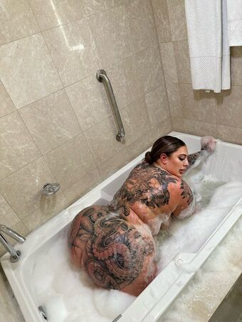 missthickntatted Nude Leaks OnlyFans Photo 11