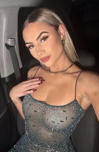 Mitchell Amber Nude Leaks OnlyFans Photo 4