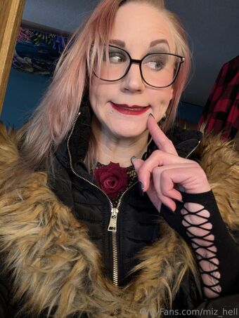 miz_hell Nude Leaks OnlyFans Photo 13