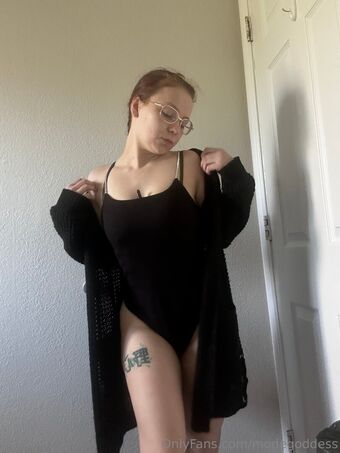 modegoddess Nude Leaks OnlyFans Photo 17