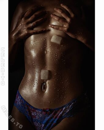 _modelpagemichelle_