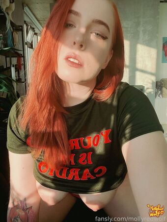 MollyRedWolf