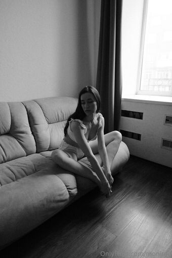 moniree Nude Leaks OnlyFans Photo 17