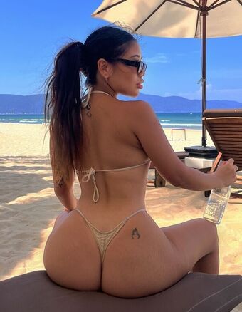 Moraigne Nude Leaks OnlyFans Photo 6