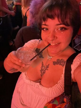 morekissing Nude Leaks OnlyFans Photo 37