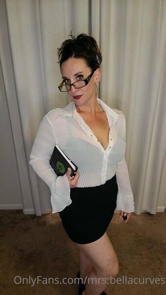 mrs.bellacurves Nude Leaks OnlyFans Photo 10
