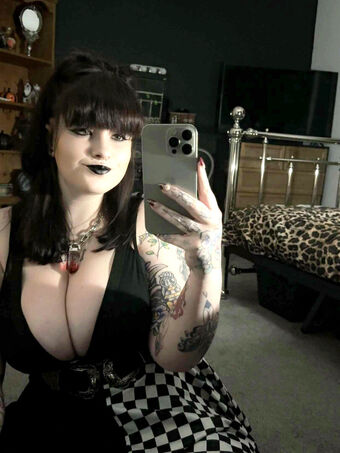 museofthedamned Nude Leaks OnlyFans Photo 10