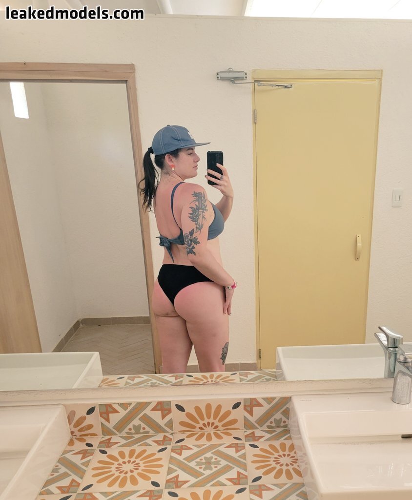 Mx.astrid  Spellboundmistrex  astridhroficial  familiarhag Nude Leaks  OnlyFans Photo 6 - Leaked Models