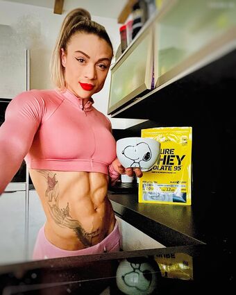 nadine-claudia-huber