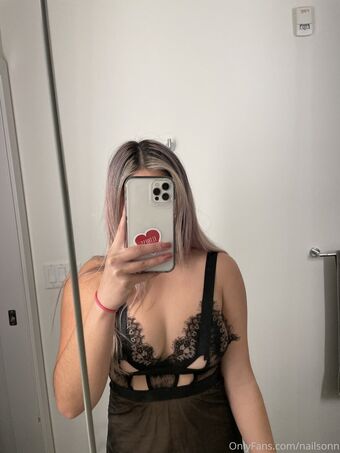 nailsonn Nude Leaks OnlyFans Photo 3
