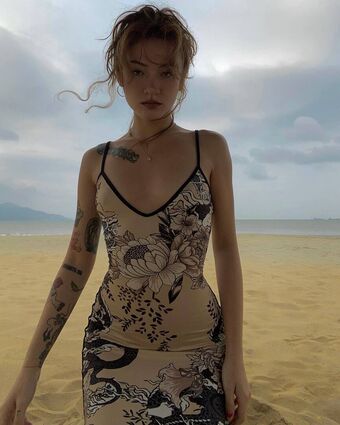 naomiroestel Nude Leaks OnlyFans Photo 8