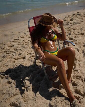 Natalia Olednik Nude Leaks OnlyFans Photo 53