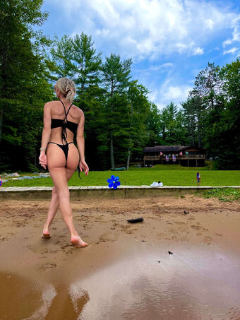 Natalie Decker Nude Leaks OnlyFans Photo 60