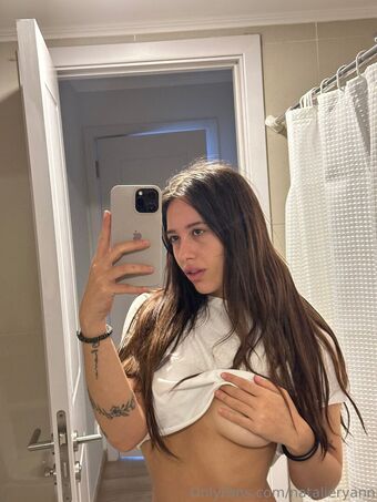 natalieryann