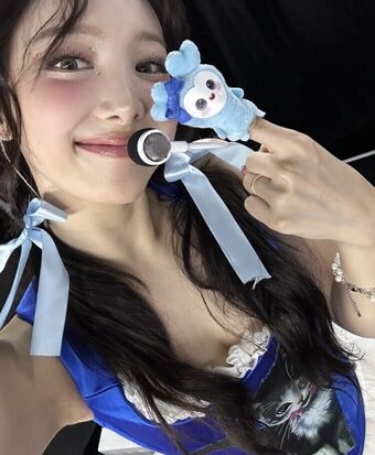Nayeon Nude Leaks OnlyFans Photo 13