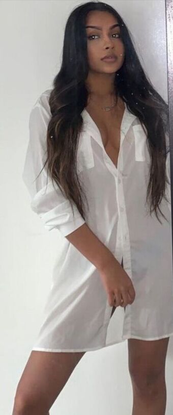 Neha Sharma Nude Leaks OnlyFans Photo 44