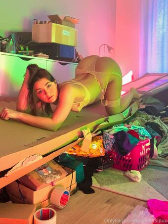 Nele Kirsipuu Nude Leaks OnlyFans Photo 8