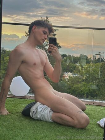 nickbrycex
