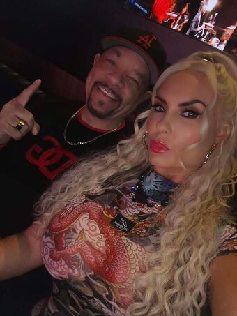 Nicole-coco-austin Nude Leaks OnlyFans Photo 835