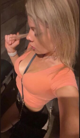 Nicole Dively Nude Leaks OnlyFans Photo 2