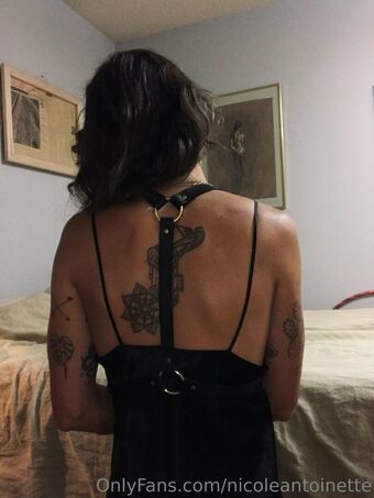 nicoleantoinette