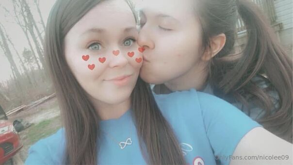 nicolee09