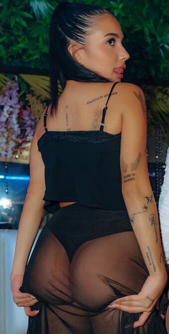nicolemoreiraaa