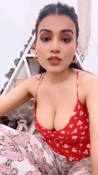 Nidhi Chaudhary Nude Leaks OnlyFans Photo 19