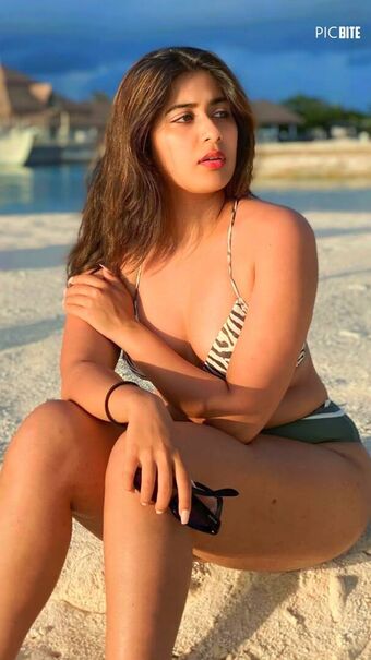 Nikita Sharma Nude Leaks OnlyFans Photo 42