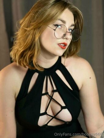 nikkireddd2 Nude Leaks OnlyFans Photo 33