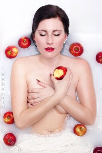 Nina Van Graef Nude Leaks OnlyFans Photo 9