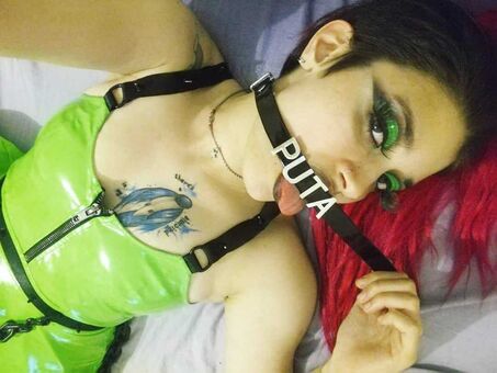 Niniah Wolfy
