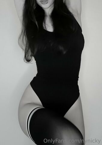 nynicky Nude Leaks OnlyFans Photo 15