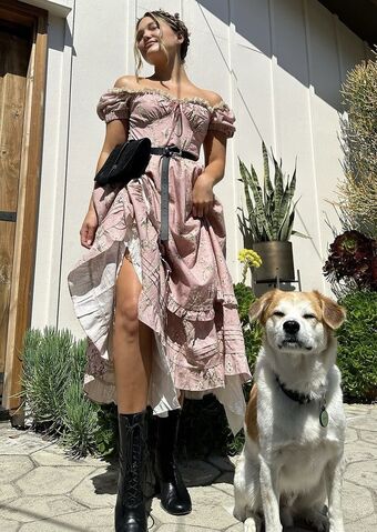 Olivia Holt
