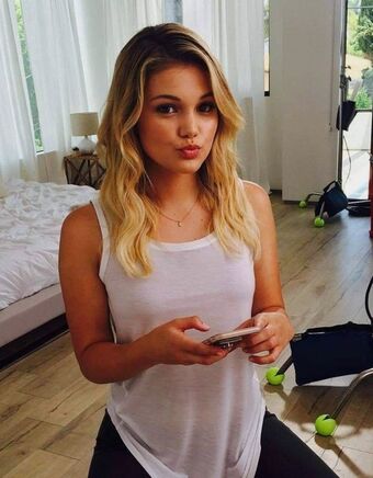 Olivia Holt